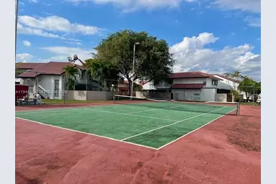 9937 NW 9th St. Cir. #13-19, Miami, FL 33172 - Photo 36