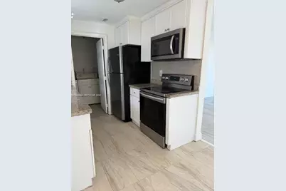 2901 NW 7 Ct #2901, Fort Lauderdale, FL 33311 - Photo 2