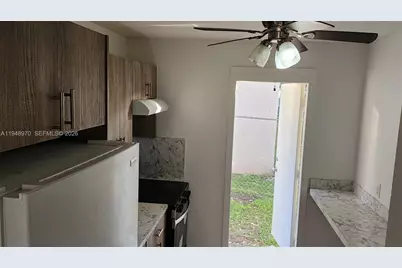 329 SW 6th Ave #2, Miami, FL 33130 - Photo 6