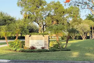 410 Lakeview Dr, Weston, FL 33326 - Photo 1