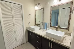 410 Lakeview Dr, Weston, FL 33326 - Photo 18