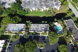 410 Lakeview Dr, Weston, FL 33326 - Photo 24