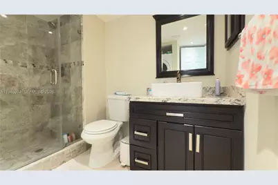 410 Lakeview Dr #103, Weston, FL 33326 - Photo 22