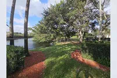 12981 Kapok Ln, Davie, FL 33330 - Photo 8