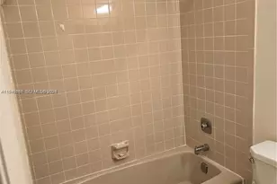 2908 NW 67th Ct, Fort Lauderdale, FL 33309 - Photo 10