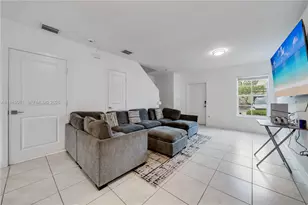 540 NE 5th Ln, Florida City, FL 33034 - Photo 2