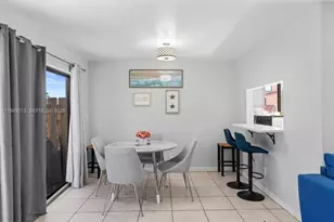 8009 NW 29th St, Sunrise, FL 33322 - Photo 4