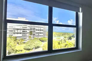 170 Ocean Ln Dr, Key Biscayne, FL 33149 - Photo 14