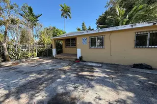 8201 NW 5th Ct, Miami, FL 33150 - Photo 2