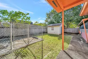 244 NW 43rd St, Miami, FL 33127 - Photo 26