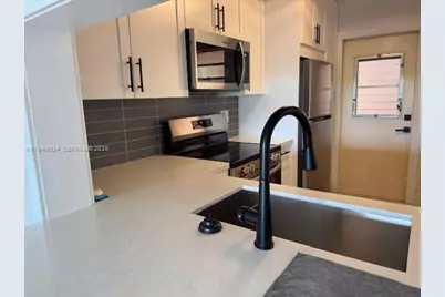 215 SE 3rd Ave #307B, Hallandale Beach, FL 33009 - Photo 28