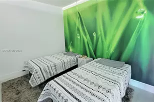 253 NE 2nd St, Miami, FL 33132 - Photo 6