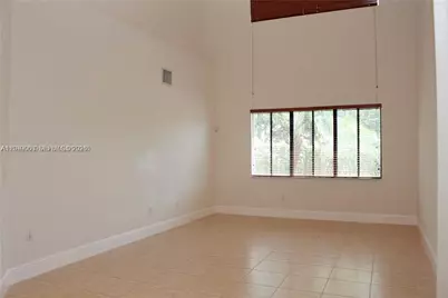 19383 SW 79th Ave, Cutler Bay, FL 33157 - Photo 12