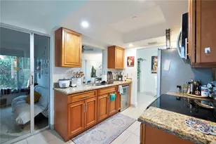 131 NW 31st Ct, Pompano Beach, FL 33064 - Photo 8