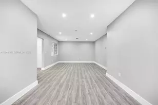 645 NE 149th St, Miami, FL 33161 - Photo 34