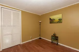 7401 Pines Blvd, Pembroke Pines, FL 33024 - Photo 24