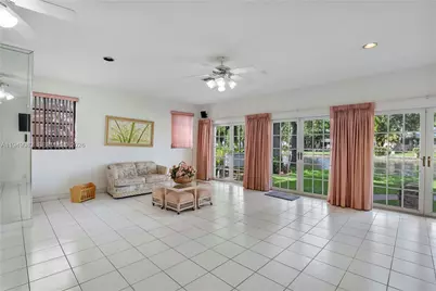 1231 NW 88th St, Miami, FL 33147 - Photo 20