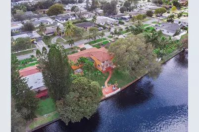 1231 NW 88th St, Miami, FL 33147 - Photo 54