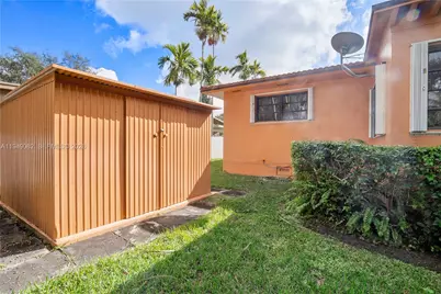 1231 NW 88th St, Miami, FL 33147 - Photo 36