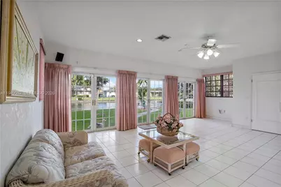 1231 NW 88th St, Miami, FL 33147 - Photo 24