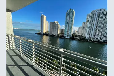 325 S Biscayne Blvd #1115, Miami, FL 33131 - Photo 1