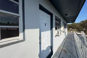 7638 N Miami Ave, Miami, FL 33150 - Photo 10