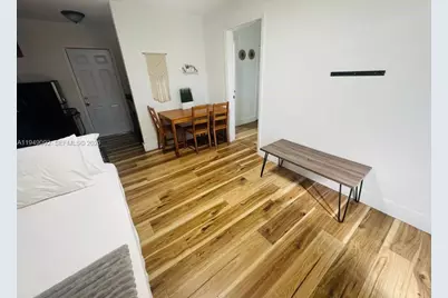 7638 N Miami Avenue #4, Miami, FL 33150 - Photo 4