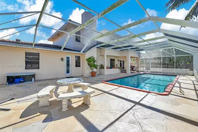 1500 SW 98th Ave, Pembroke Pines, FL 33025 - Photo 10