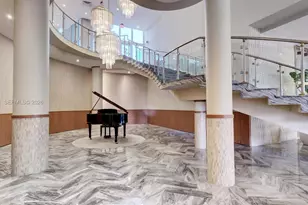 5401 Collins Ave, Miami Beach, FL 33140 - Photo 32