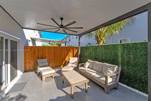 2614 SE 13th St, Homestead, FL 33035 - Photo 6