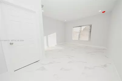 820 NW 18th Ave, Pompano Beach, FL 33069 - Photo 12