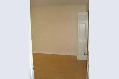 17021 N Bay Rd #325, Sunny Isles Beach, FL 33160 - Photo 8