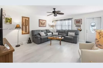 473 Brittany J #473, Delray Beach, FL 33446 - Photo 8