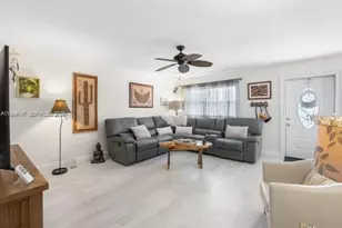 473 Brittany J, Delray Beach, FL 33446 - Photo 8