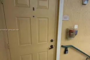 7250 NW 114th Ave, Doral, FL 33178 - Photo 2