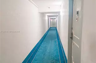 1000 St Charles Pl, Pembroke Pines, FL 33026 - Photo 12