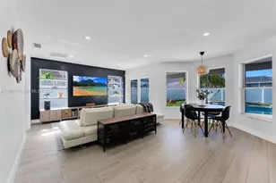 590 SW 178th Way, Pembroke Pines, FL 33029 - Photo 6