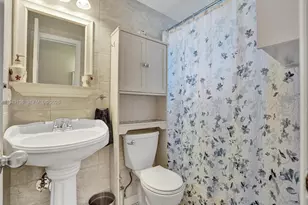 16901 NE 13th Ave, Miami, FL 33162 - Photo 8
