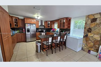 8261 SW 34th Ter #1, Miami, FL 33155 - Photo 10