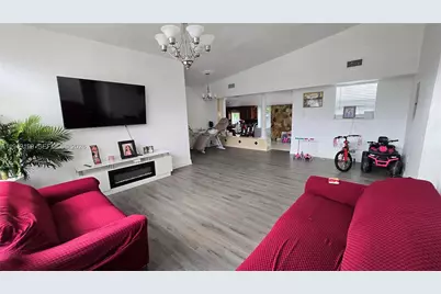 8261 SW 34th Ter #1, Miami, FL 33155 - Photo 6