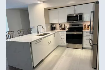 19901 E Country Club Dr #2202, Aventura, FL 33180 - Photo 1