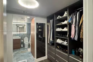 1750 N Bayshore Dr, Miami, FL 33132 - Photo 24