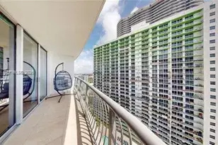 1750 N Bayshore Dr, Miami, FL 33132 - Photo 14