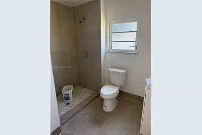 2910 NW 25th St, Fort Lauderdale, FL 33311 - Photo 22