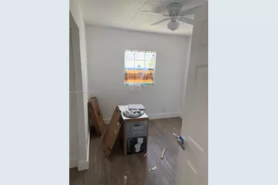 2910 NW 25th St, Fort Lauderdale, FL 33311 - Photo 18