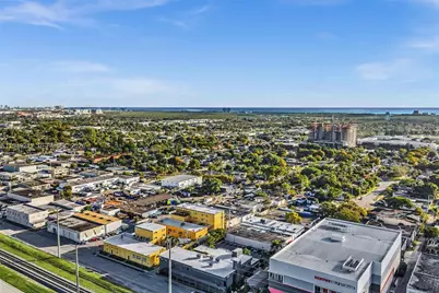 2021 Coolidge St #107, Hollywood, FL 33020 - Photo 10
