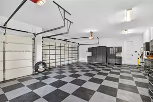 201 NE 6th St, Boca Raton, FL 33432 - Photo 38