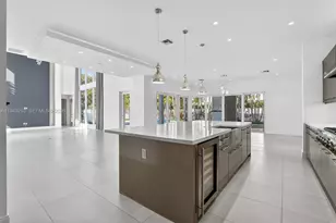 201 NE 6th St, Boca Raton, FL 33432 - Photo 22