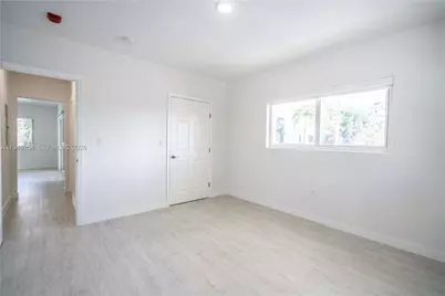 1185 98th St #6, Bay Harbor Islands, FL 33154 - Photo 12