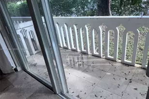 100 Edgewater Dr, Coral Gables, FL 33133 - Photo 28